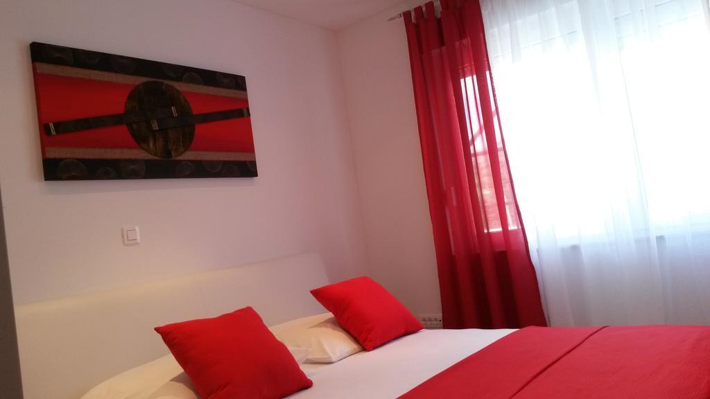 Apartments Marjan Podstrana Ruang foto