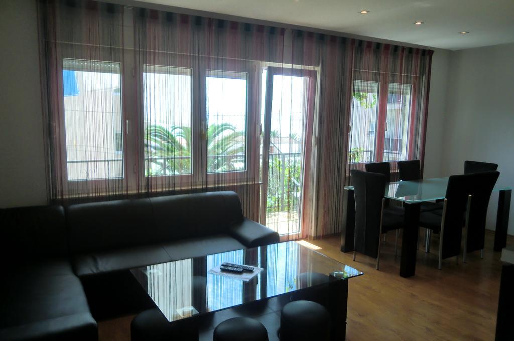 Apartments Marjan Podstrana Ruang foto